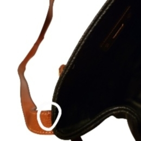 Monte Carlo Di Filanti Crossbody Bucket Bag. - Picture 7 of 11